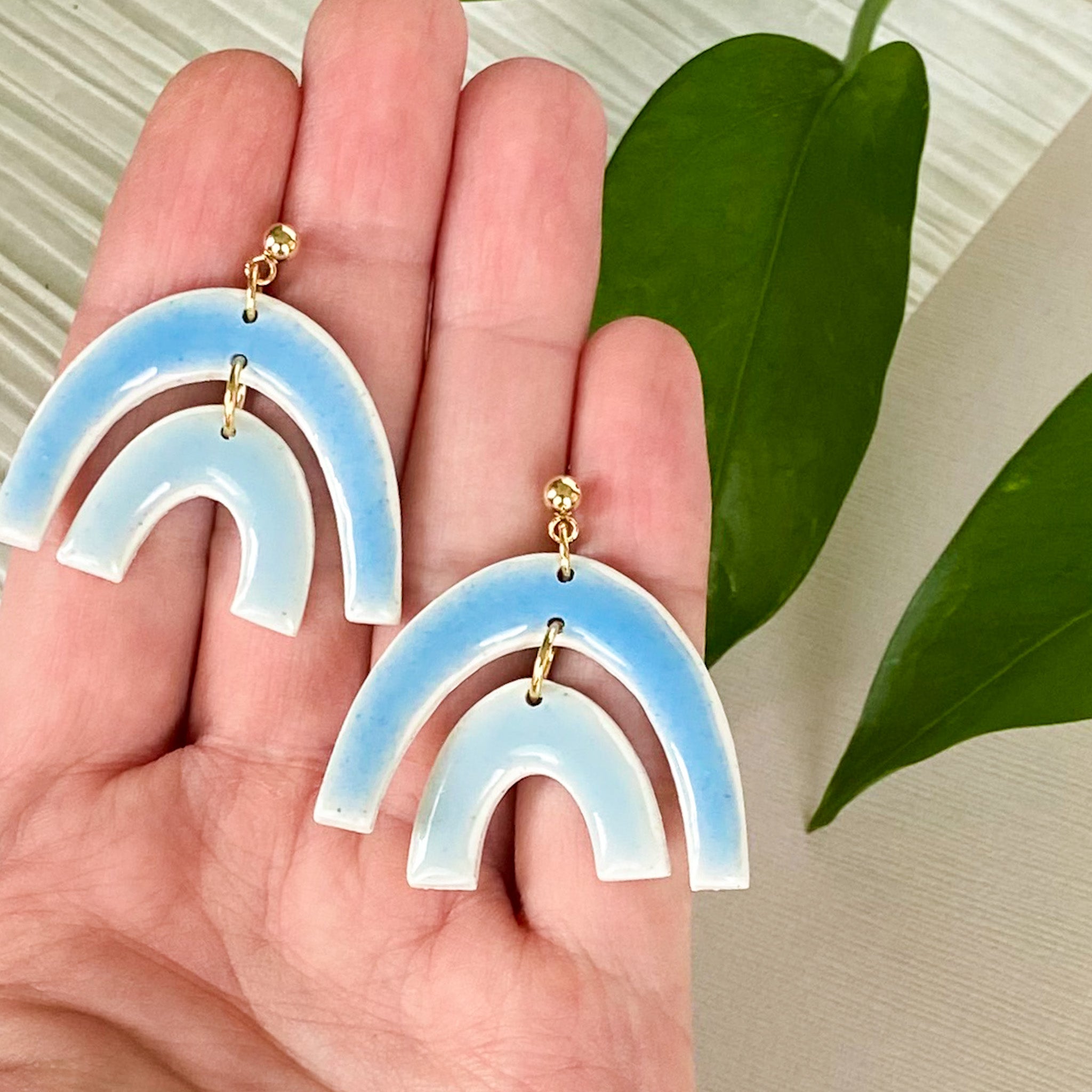 Arch Dangles in Faux Ceramic Two-Toned Sky Blue