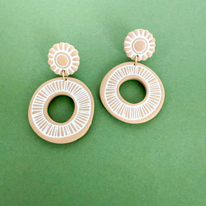 Celeste Earrings in Sand & White