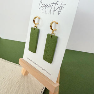 Rita Earrings with Leaf Texture in Olive