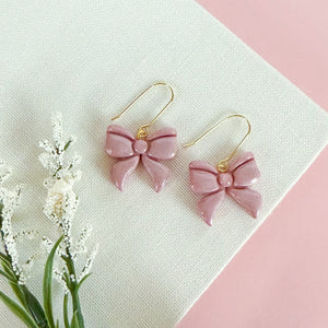 Bow Dangles in Shimmery Pink