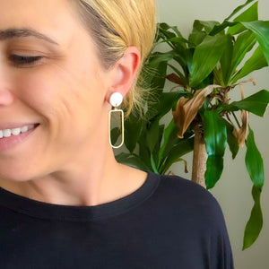 Julia Earrings in Pearl