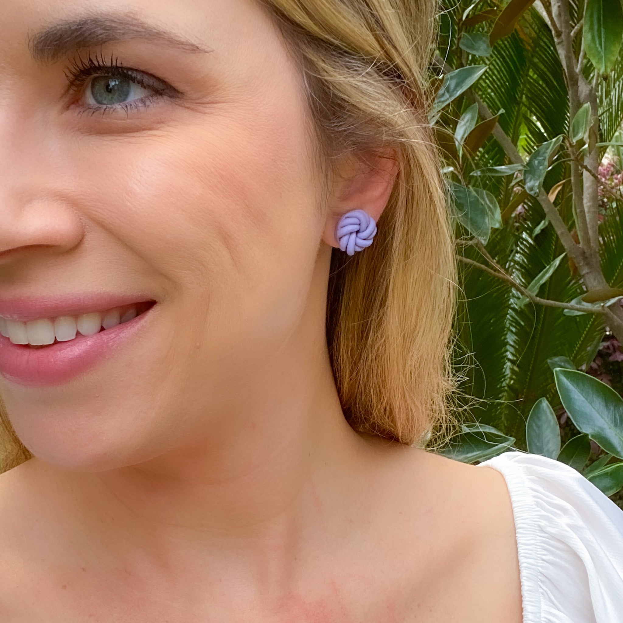 Double Knot Studs in Lilac