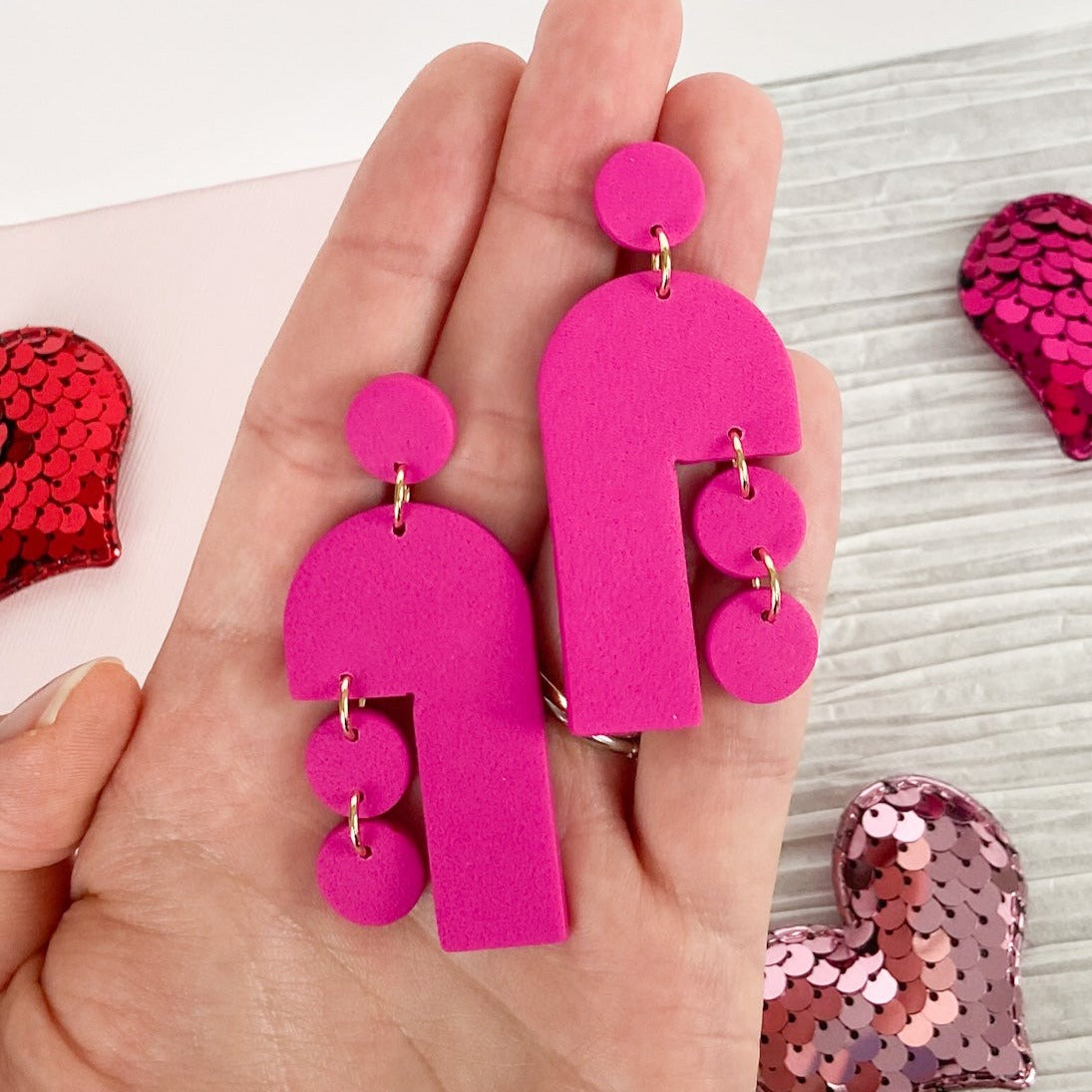 Toulouse Earrings in Bright Pink